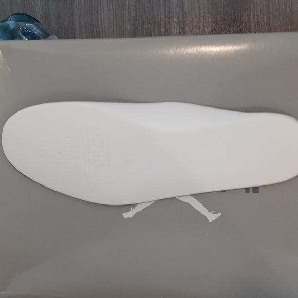 "EARLY" Jordan 11 - Picture 16 of 16